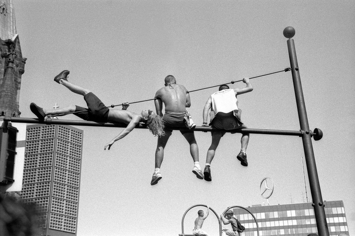 Two Cities, One Beat: How Berlin and Amsterdam Forged the Sound of European Techno - OBSCUUR